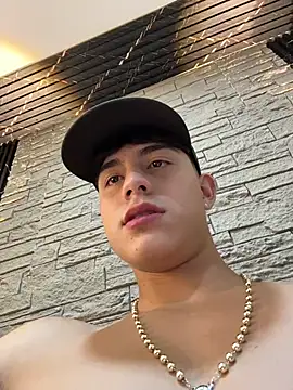 Czat XXX na żywo – Lander_Cruz