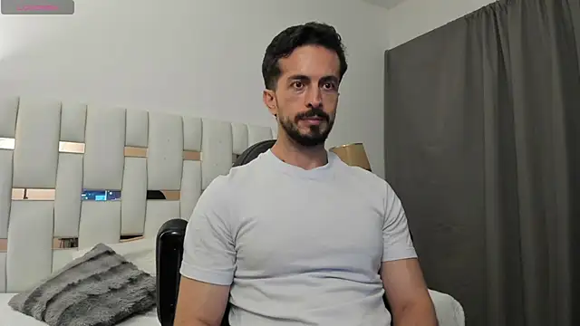 XXX chat uživo modela luckas_berry