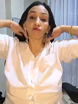 Živý XXX chat Mrsvictoriaaa