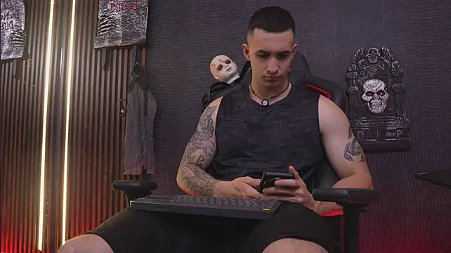 JacksonOlsenn's Live XXX Chat