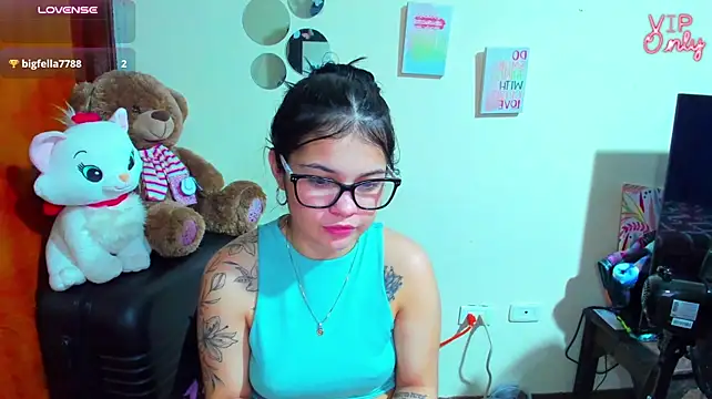angelina_77's Live XXX Chat