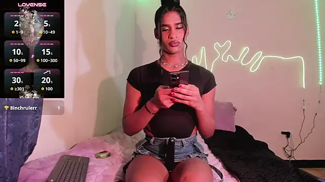 Kathaa_Crawford_'s Live XXX Chat
