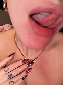MissIvory95's Live XXX Chat