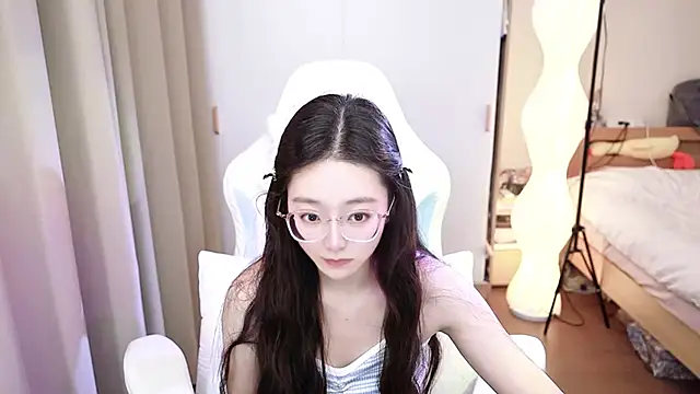-qingqing's Live XXX Chat
