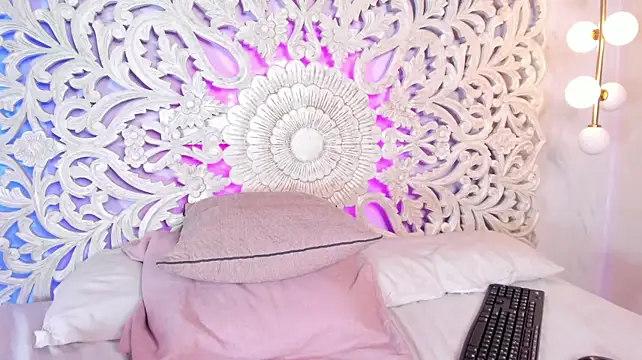 alison_ferrera_'s Offline XXX Chat