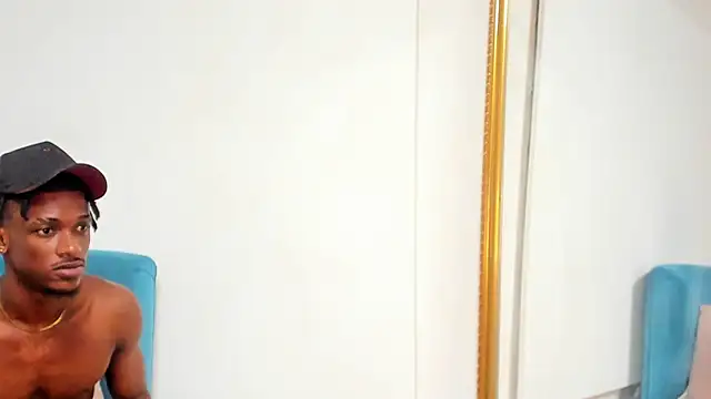 Charliedamn 现场XXX聊天