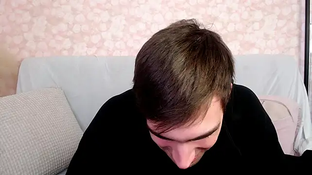 DeanWilde live XXX chat