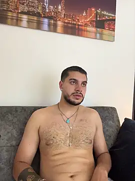 Chat +18 de AmadeoWild ao vivo