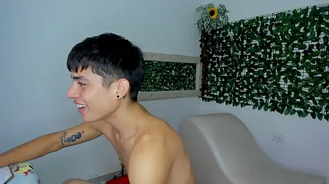 The_beby_guy Chat XXX live