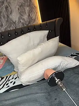 Czat XXX na żywo – Nicky_gh
