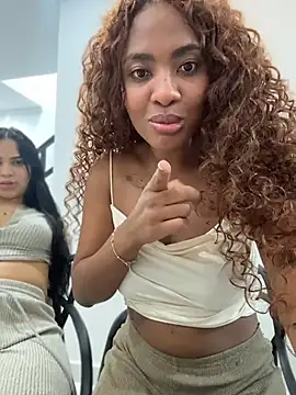 Show de Angel_preta na webcam
