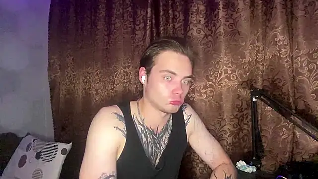 ErnestTarlet Live XXX-Chat