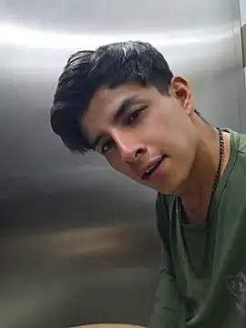 Chat XXX ao vivo de ZaneHoward