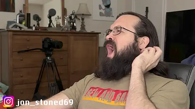 צ'אט XXX בשידור חי של Apocalypse_Jerry