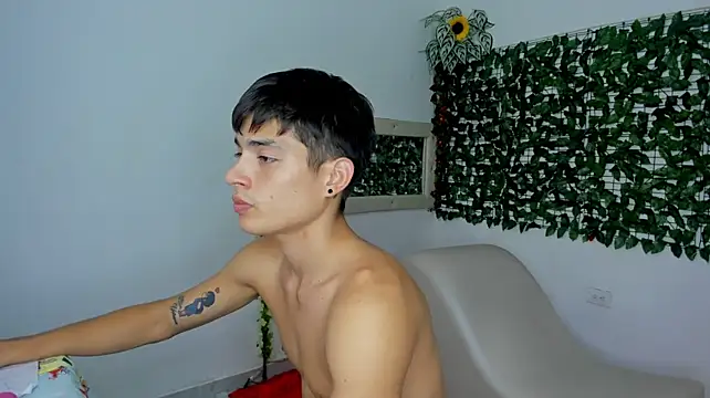 The_beby_guy Chat XXX live