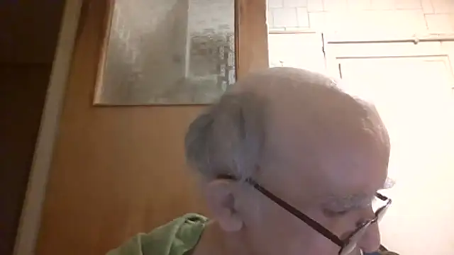 mariusica1@xh Chat XXX live