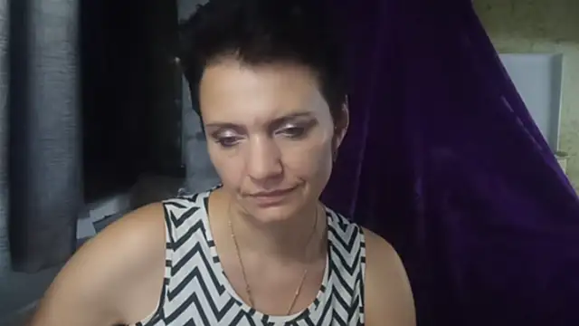 Czat XXX na żywo – HotMamaQueen234