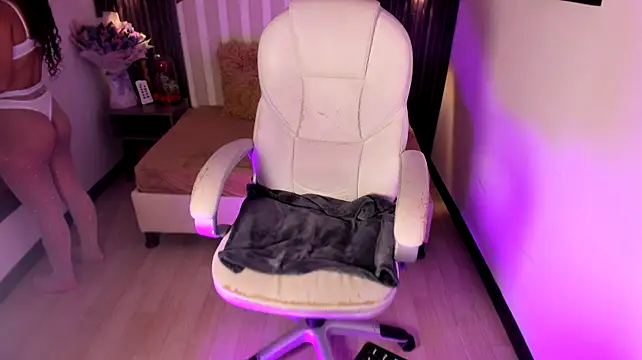 Chat XXX en directo de LittleeStar