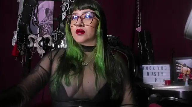Živý XXX chat MeGoddesSara