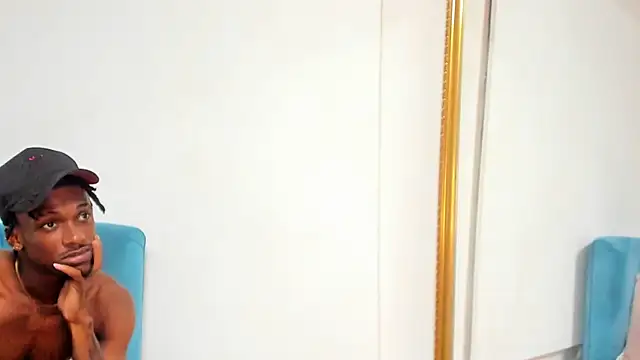Charliedamn Live XXX Chat