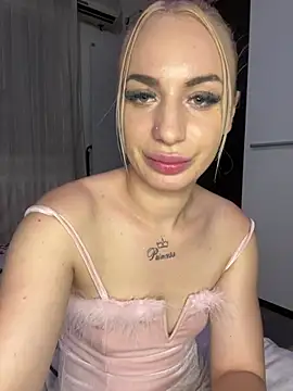 XXX chat uživo modela Roxana_diia