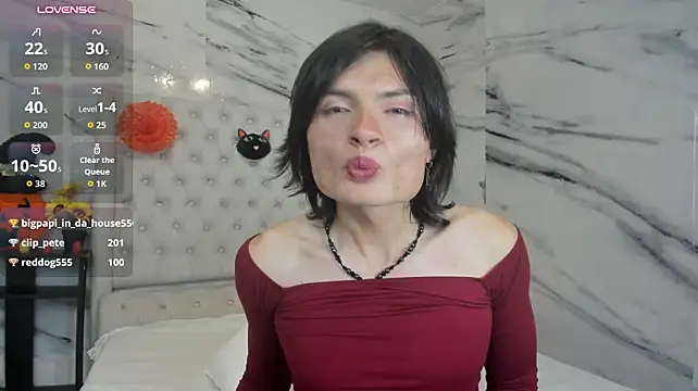 LUZBEL-525's Live XXX Chat