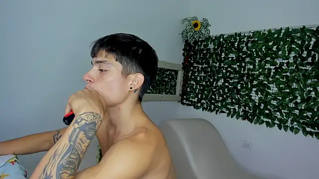 The_beby_guy live XXX chat