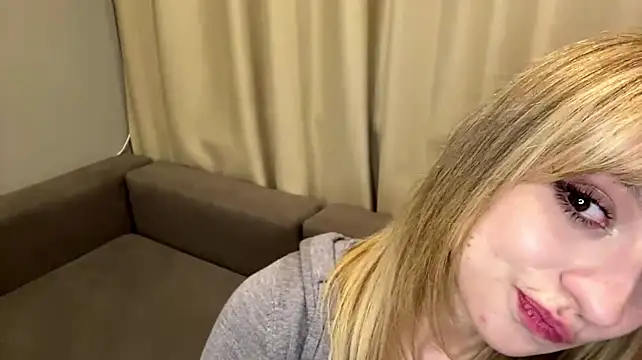 DeenaAshraf live XXX chat