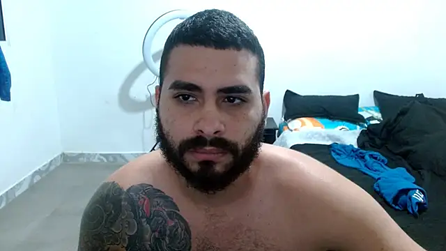 Miss_juliana_and_subdave's Live XXX Chat