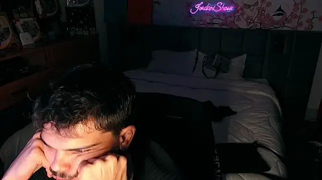 Chat XXX en directo de JordanShow