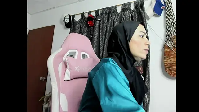 Czat XXX na żywo – dalila_kemur