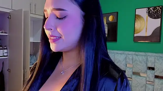 Chat +18 de alisa_ousen ao vivo