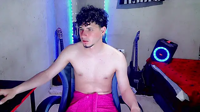 Онлайн чат XXX Atom_Hot