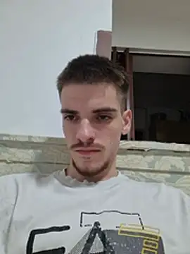 darkboy665 XXX чат на живо