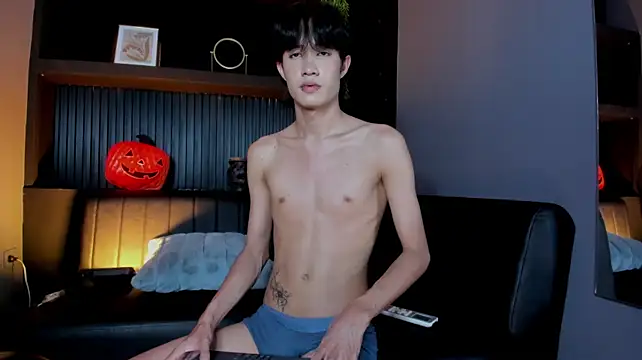 Johan_Lee Adlı Modelin Canlı XXX Sohbeti