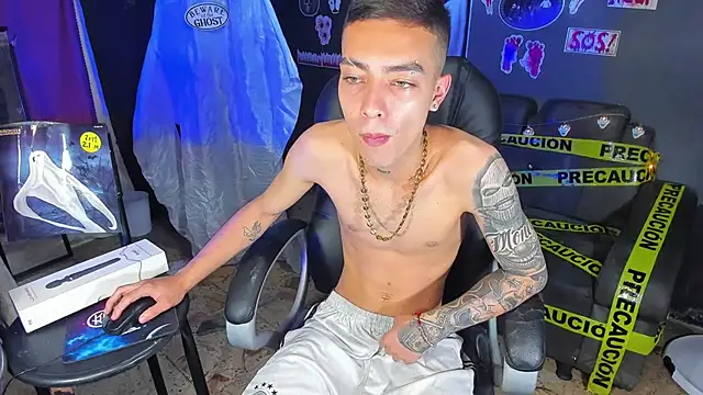 Dereckk_Boy88 现场XXX聊天