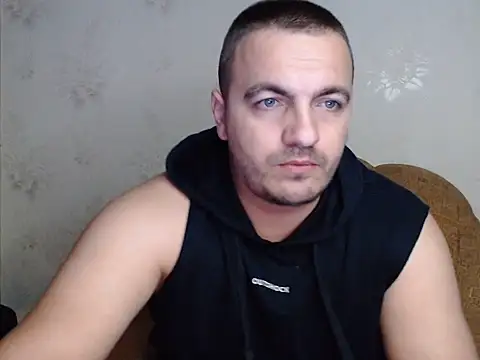 MasterTaylor XXX чат на живо