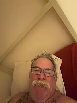 Czat XXX na żywo – Caesar_Baxter
