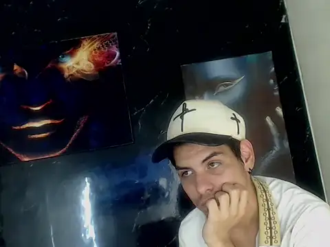 Chat XXX ao vivo de JaxM_