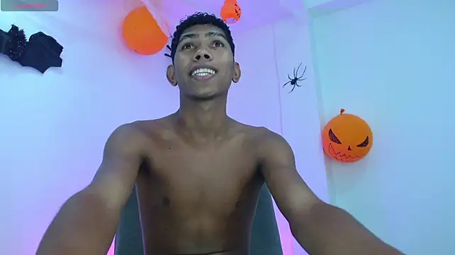 skiper_monstercock Chat XXX in diretta
