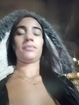 צ'אט XXX בשידור חי של carolinesweet1