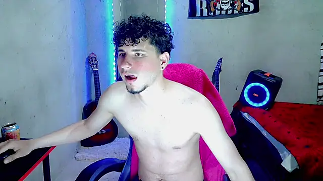 Atom_Hotn Live XXX chat