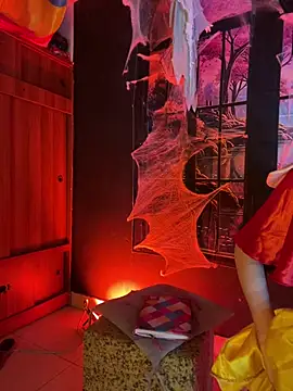 Chat XXX en directo de Lilith_X_Lucifer