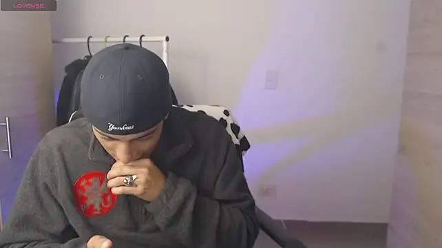 Chatroom XXX en direct de chomelo6
