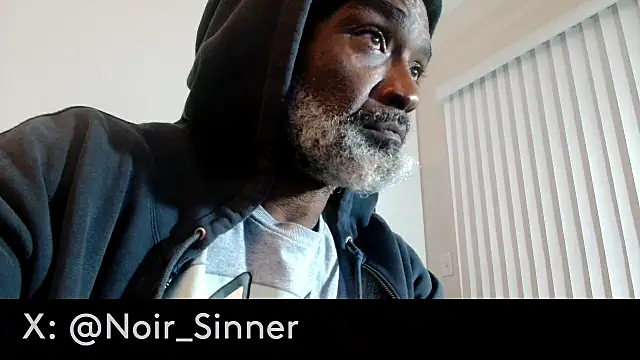 sinnernoir's Live XXX Chat