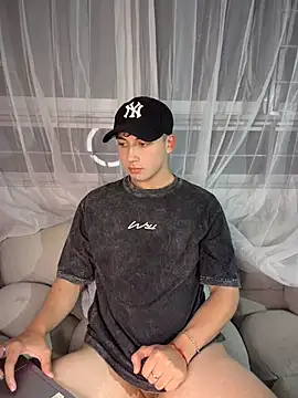 Chat +18 de OLIVER_K ao vivo