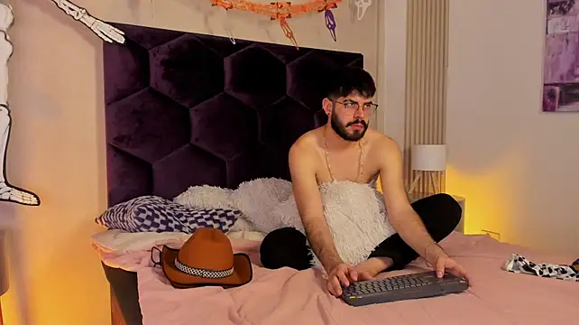 DomBoy_n Live XXX chat