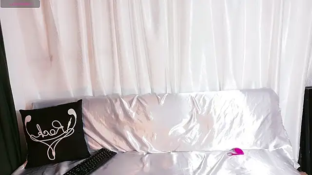 Chat XXX ao vivo de Zara_Fire