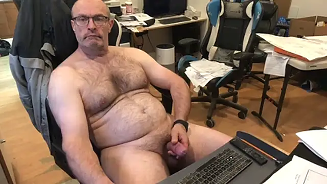 schief6218 Show in webcam