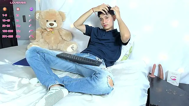 Chat XXX en directo de Benjamin_Buster